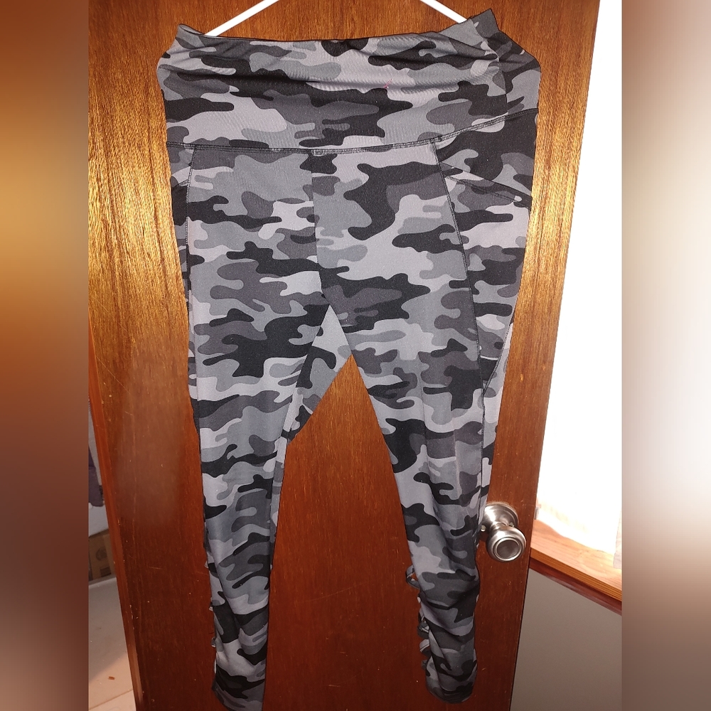 Shosho size L leggings